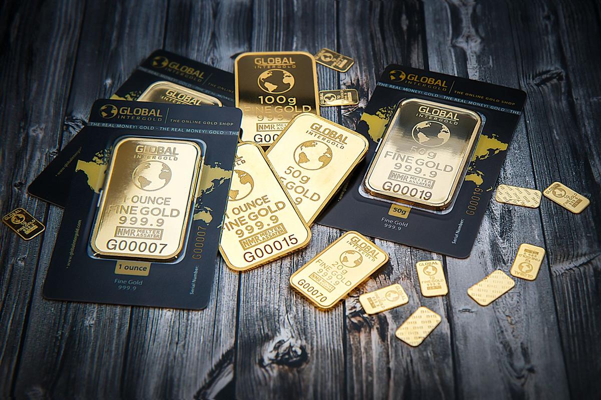 Koin emas besar dengan nominal rupiah sebagai simbol bonus